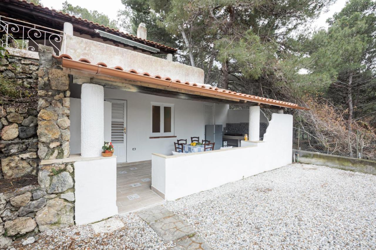 Holiday Eolie Village Вулкано Екстериор снимка