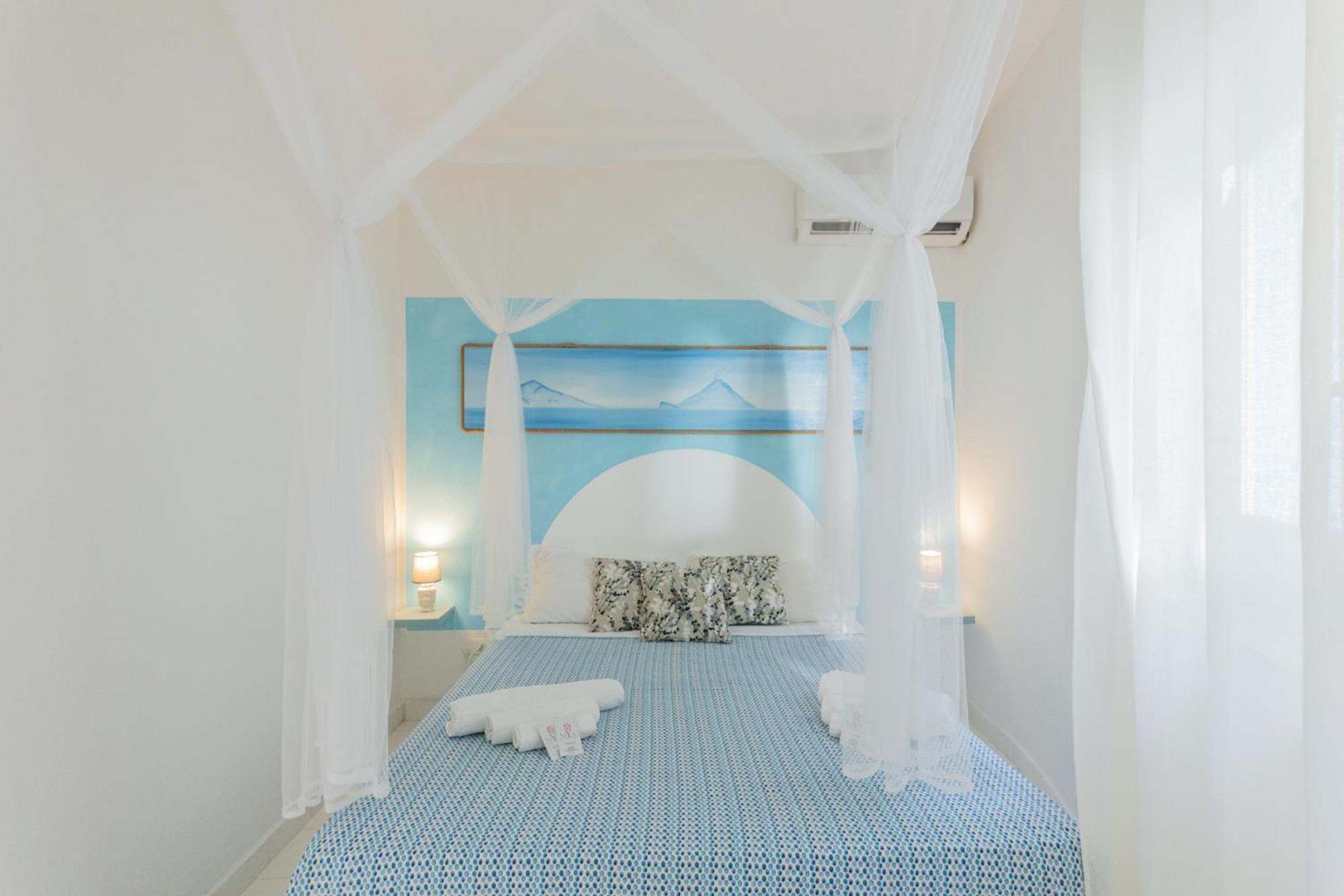 Holiday Eolie Village Вулкано Екстериор снимка